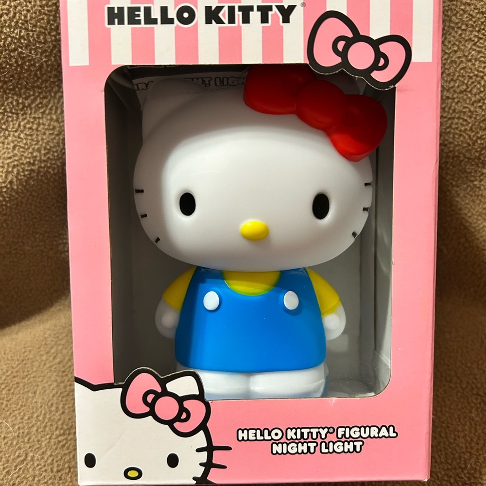 Hello Kitty Figural Night Light